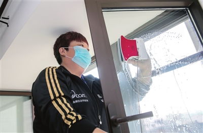 為最美逆行者送清潔服務(wù)到家 一份溫暖而干凈的守護(hù)